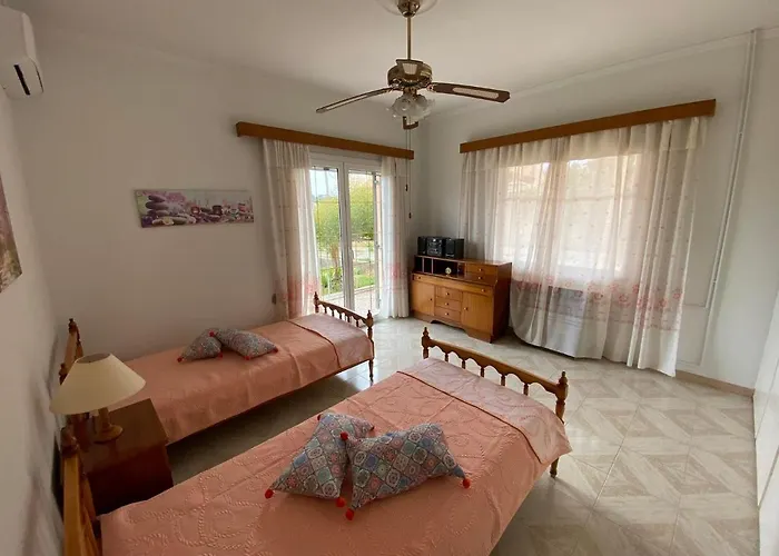 La Casa Di Costa Tatil Evi *