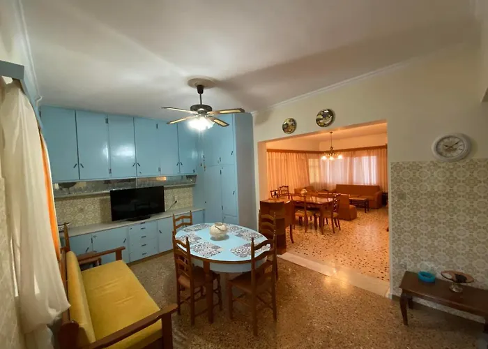 La Casa Di Costa Tatil Evi *